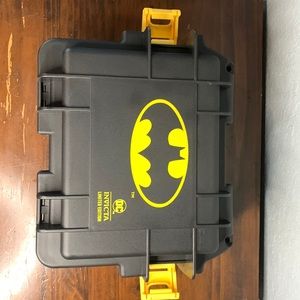 *NEW* Invicta Batman Limited Edition 3 watch travel case